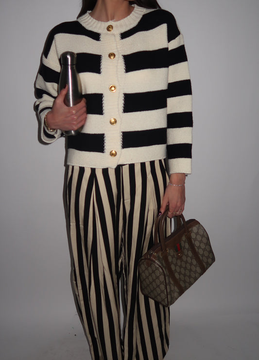 EXCLUSIVE מכנסי פסים שחור לבן אסימטרי
