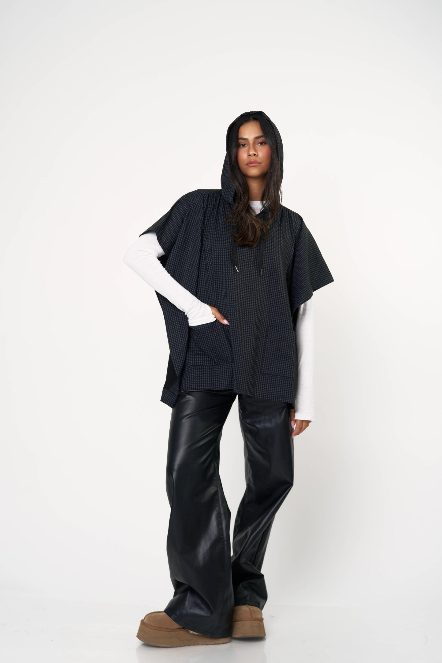 פונצו לאב -חום