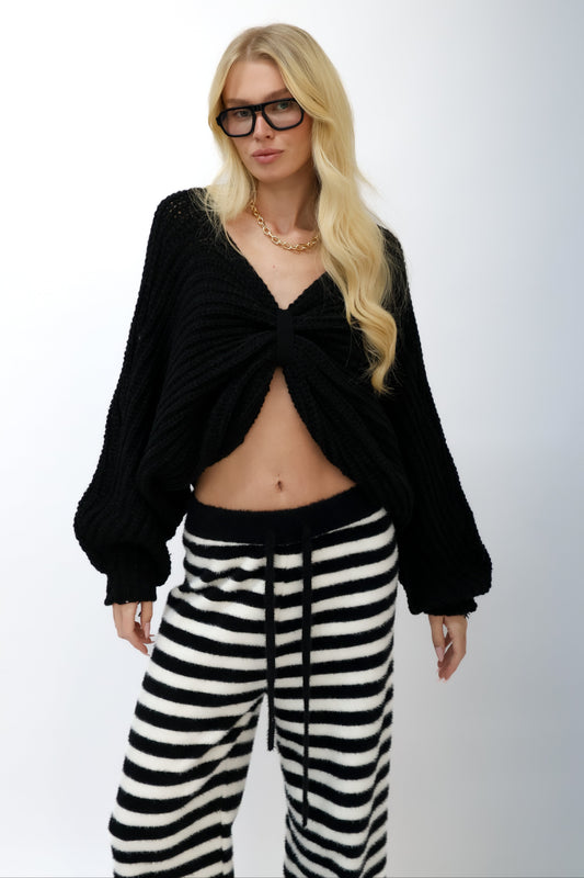 מכנסי פסים שחור לבן צמרוניים