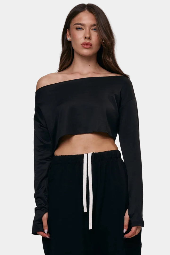 בייסיק לאנה שחור