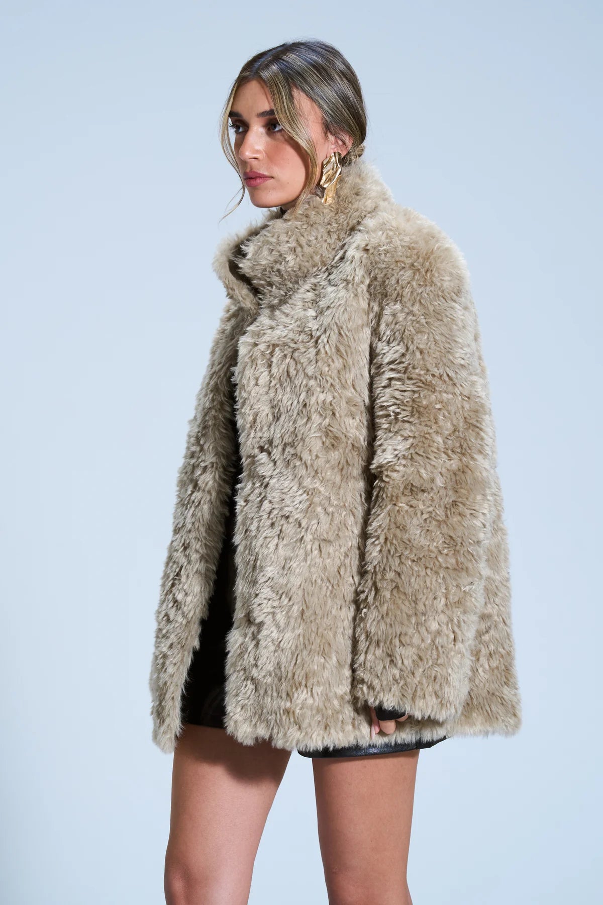 מעיל פרווה לביא חום