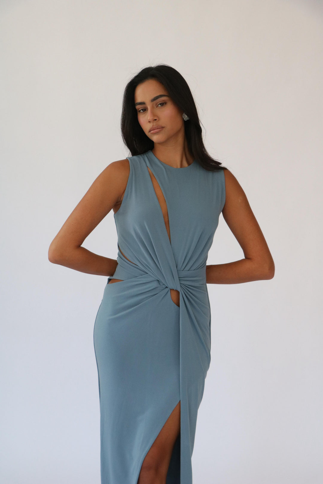 שמלת רונה- ניוד