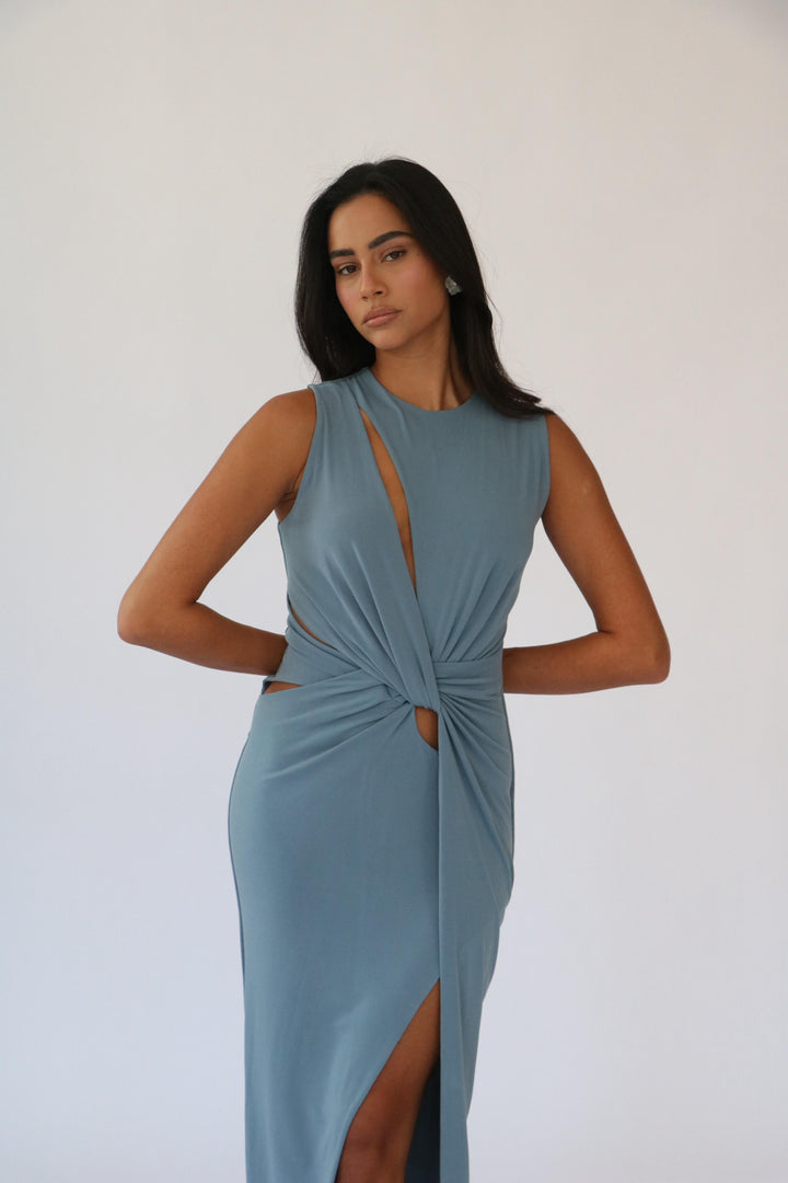 שמלת רונה- ניוד