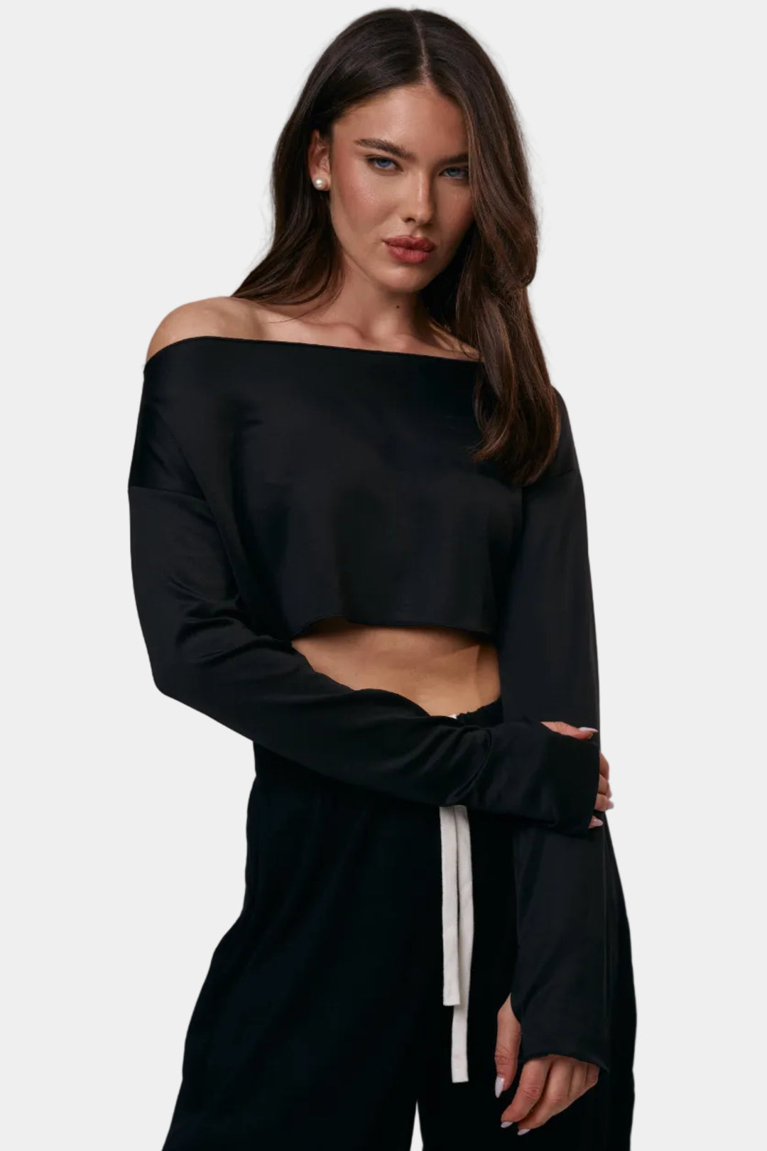 בייסיק לאנה שחור