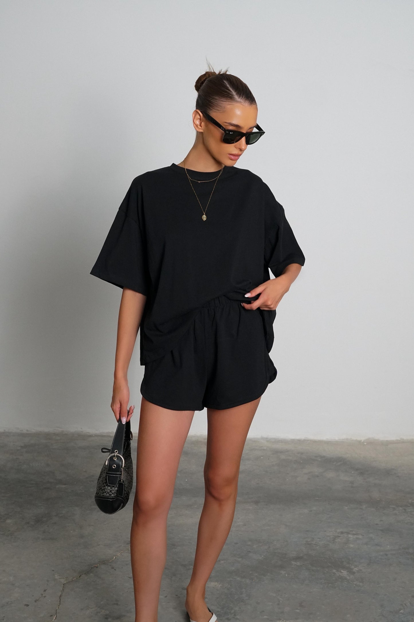 חליפת שריז - שחור