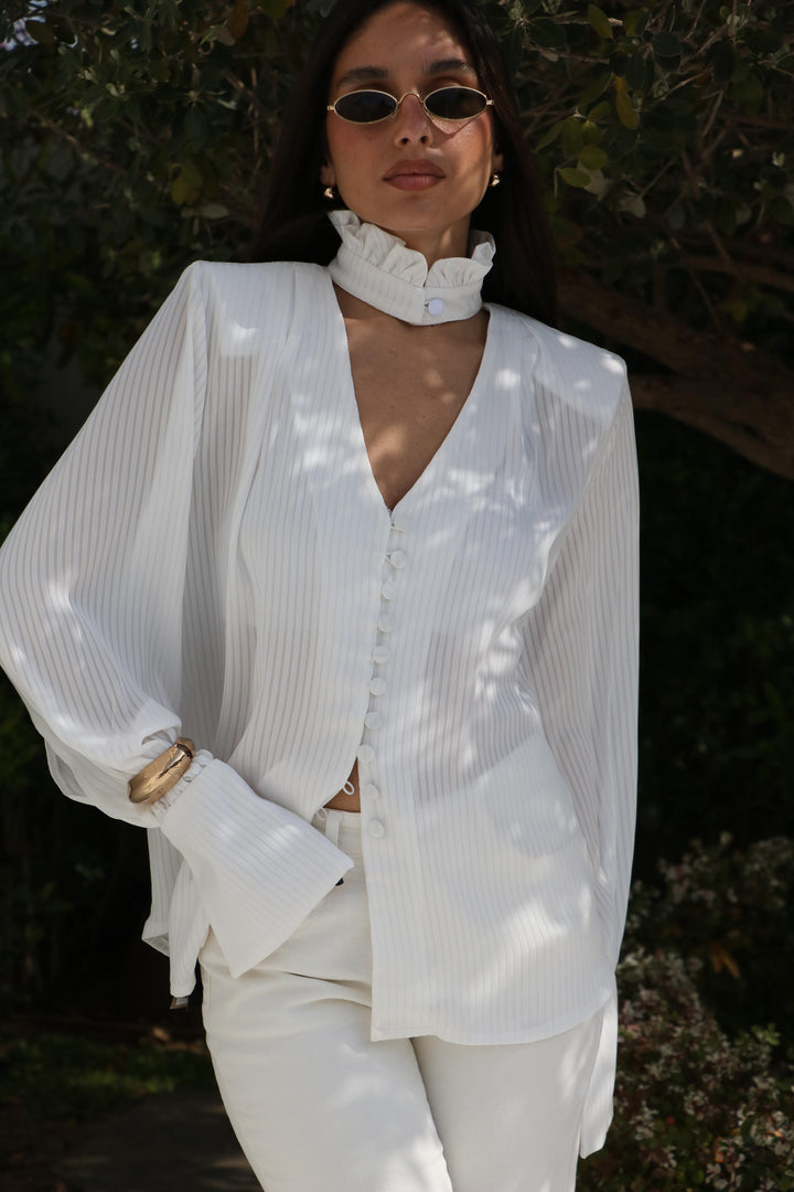 חולצת קולר ונסה- לבן