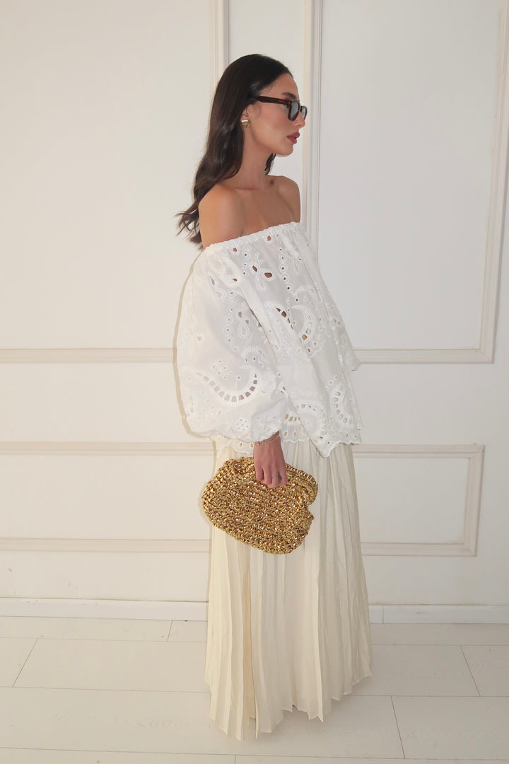 חולצת תחרה מוניק - שחור