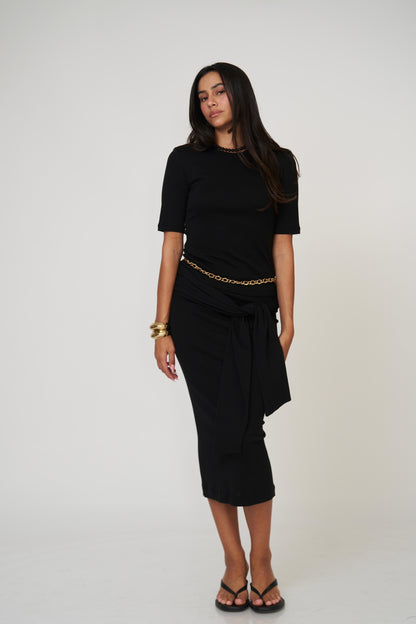 חליפת קטי - בז