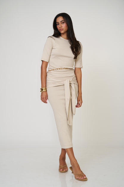 חליפת קטי - בז