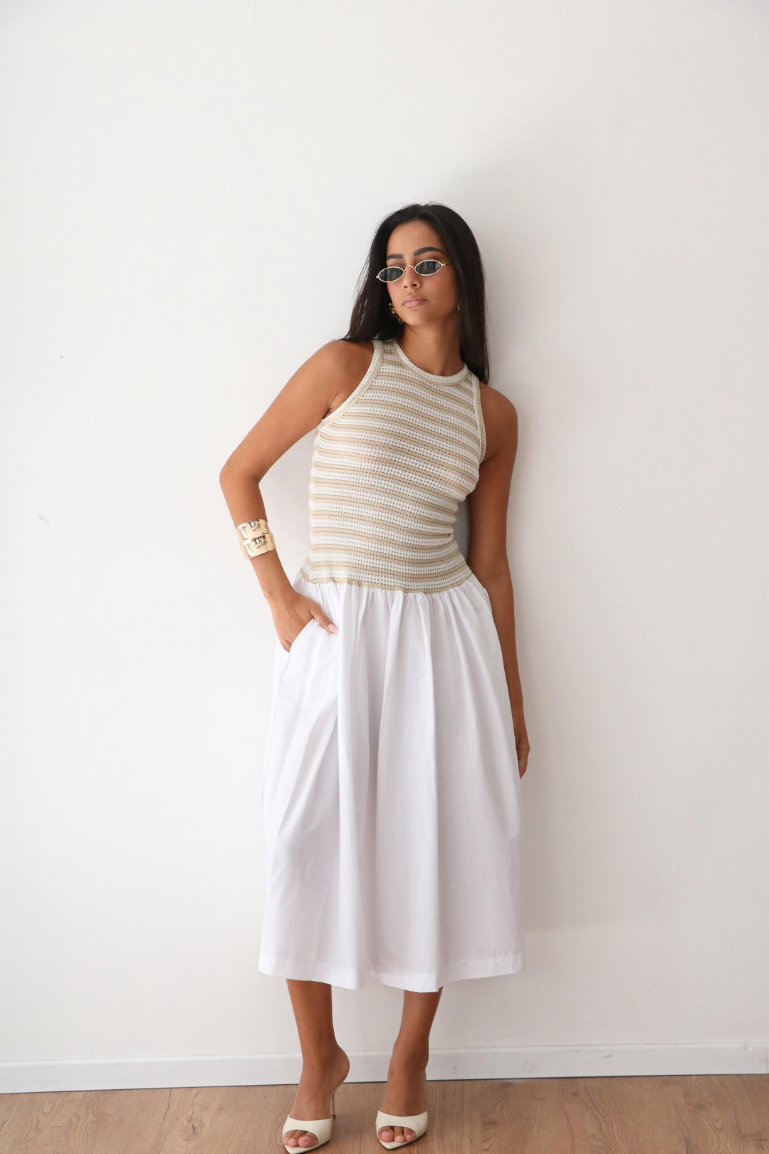 שמלת קריסטלי -פסים בז