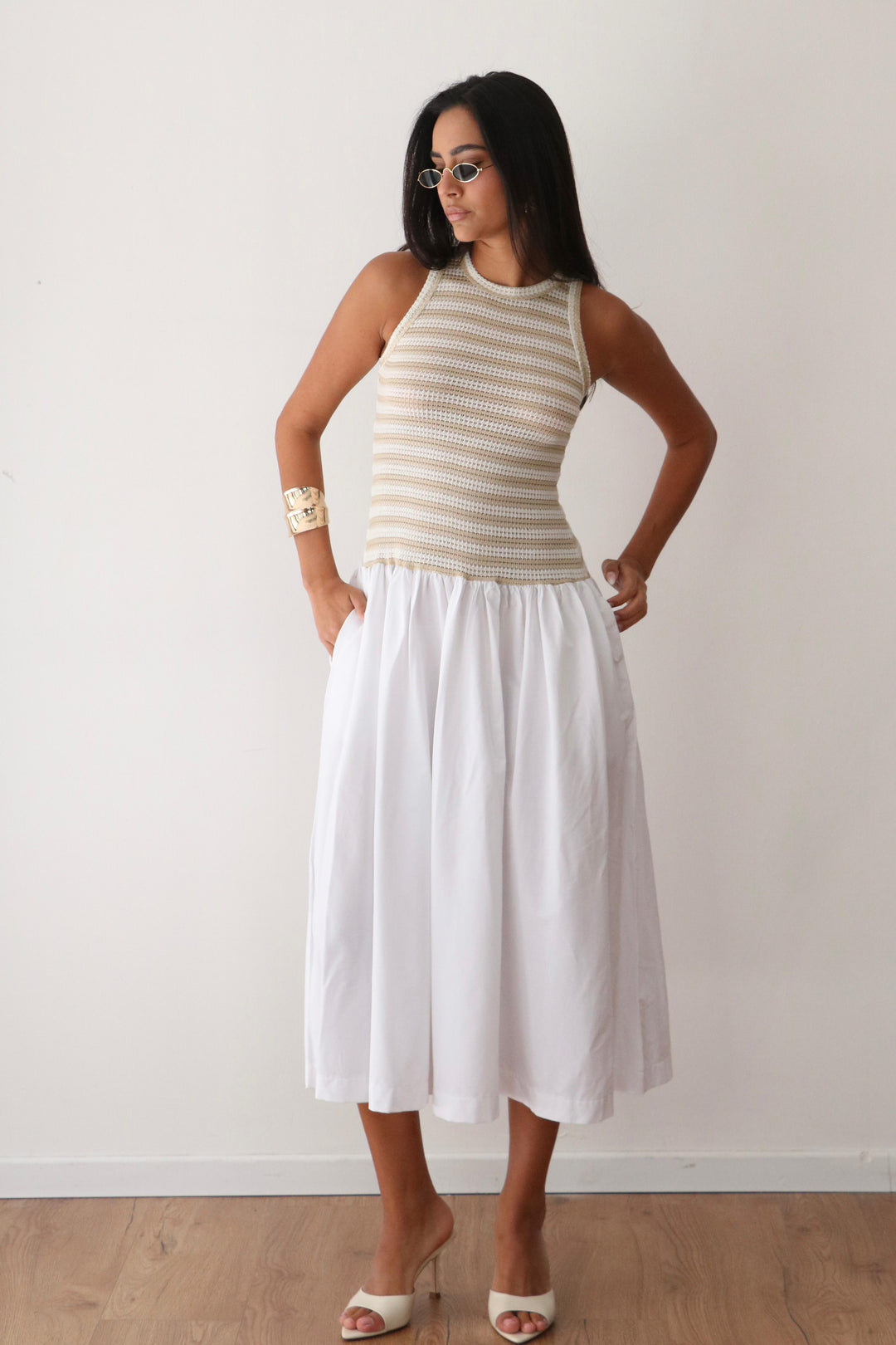 שמלת קריסטלי -פסים בז