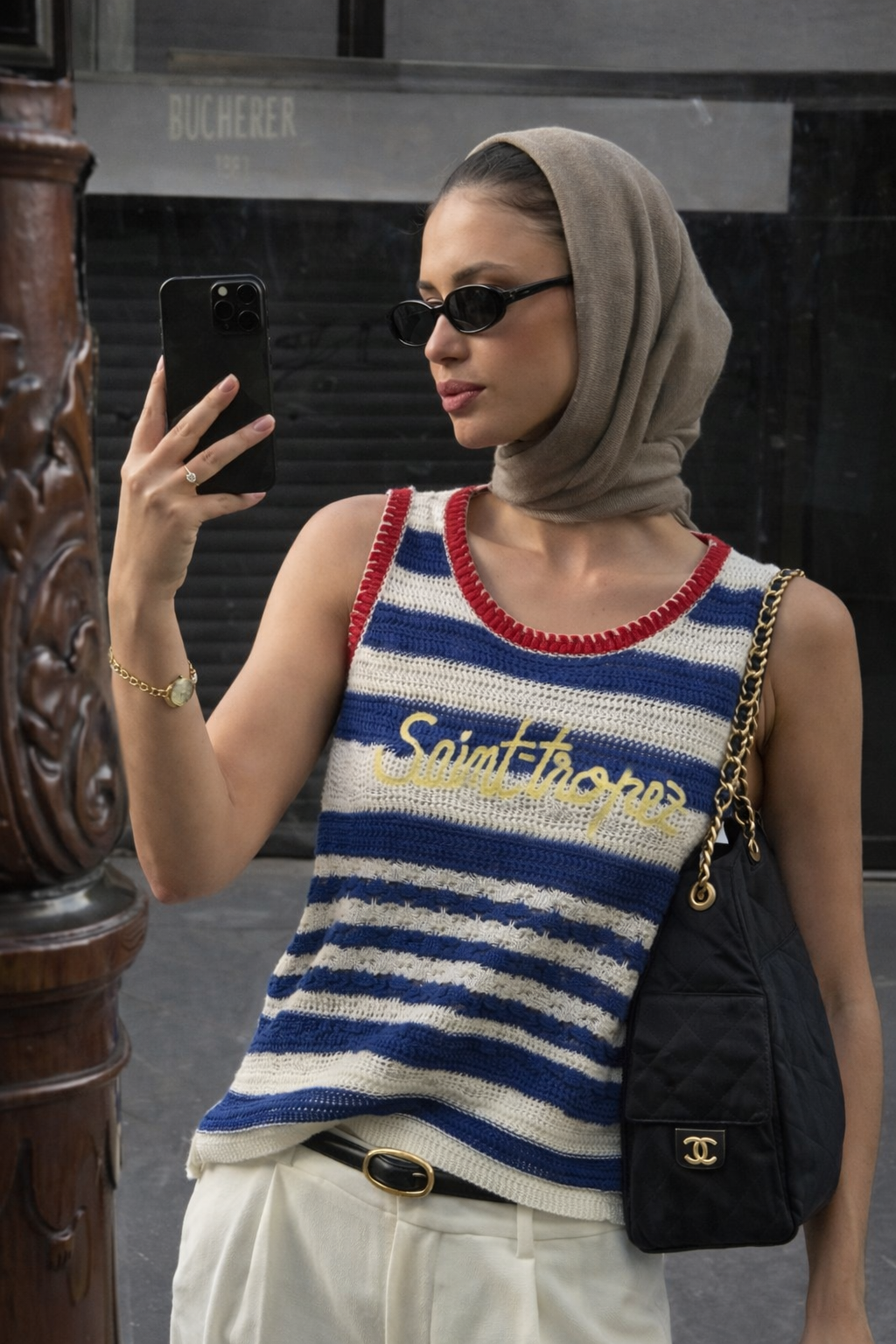 גופיה רקומה כחול לבן