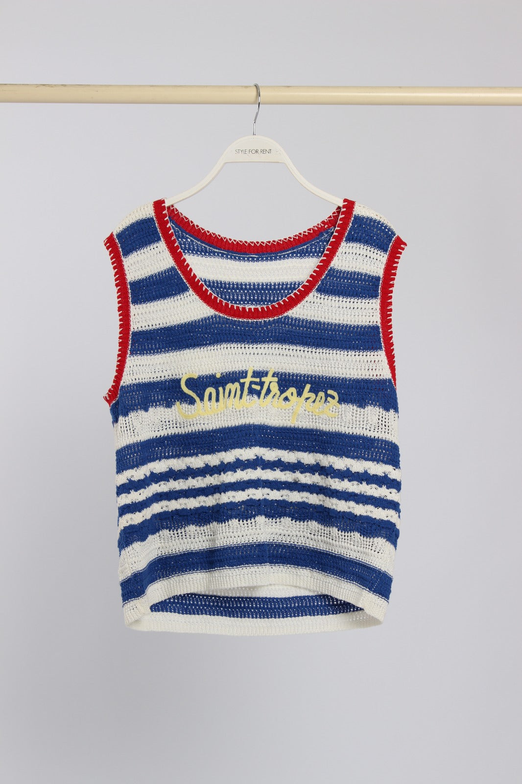 גופיה רקומה כחול לבן