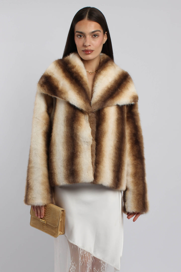 מעיל סמנטה - דמוי פרווה