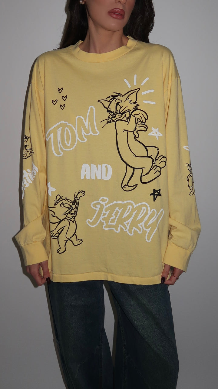 חולצה צהובה וינטג טום