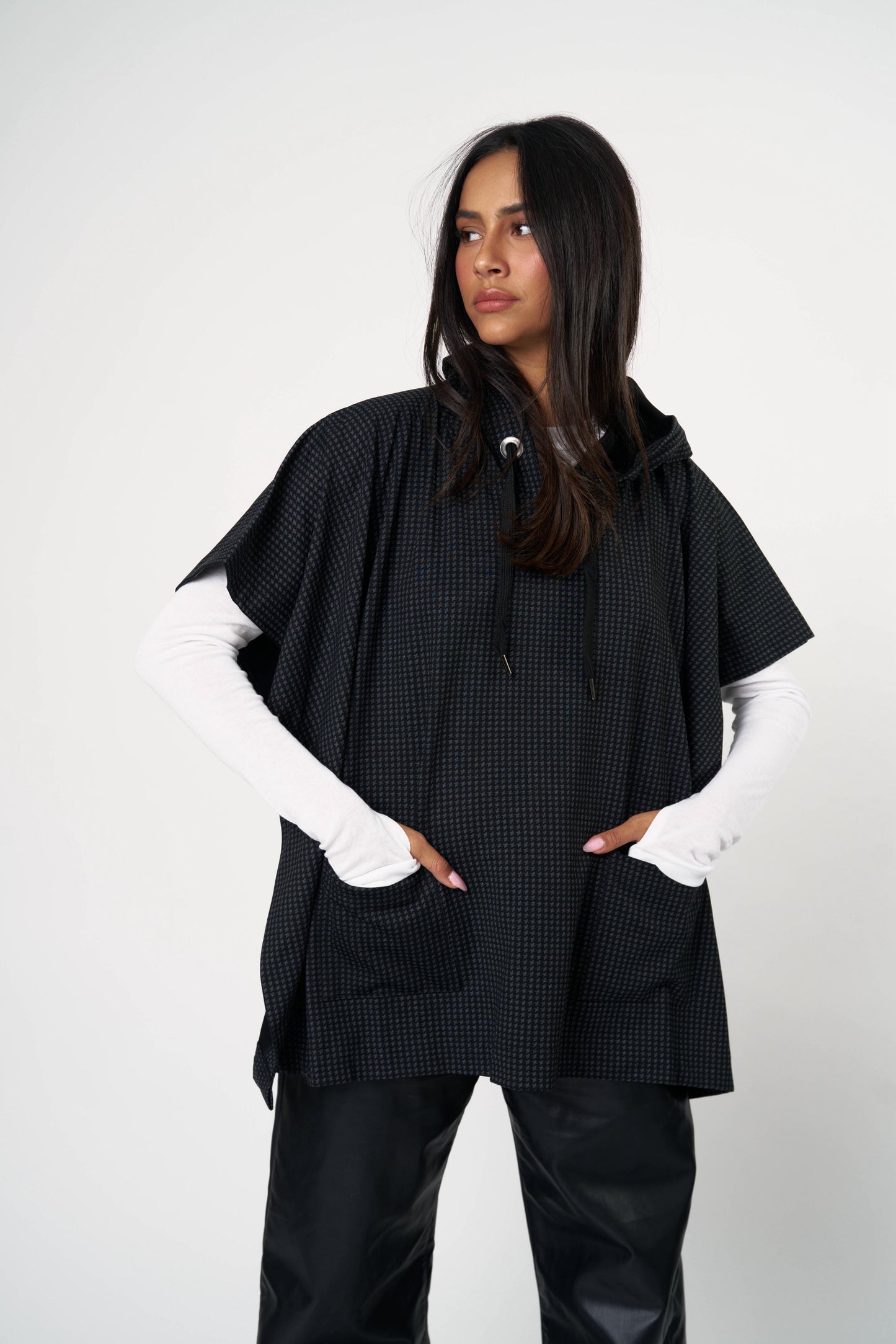 פונצו לאב -חום