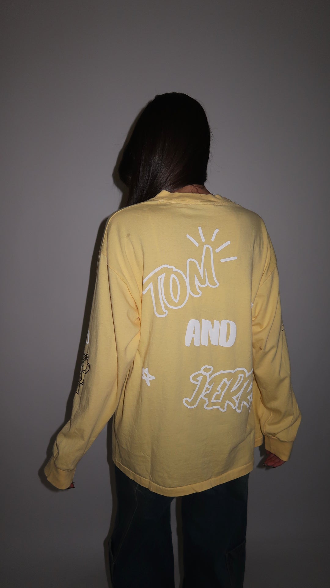 חולצה צהובה וינטג טום