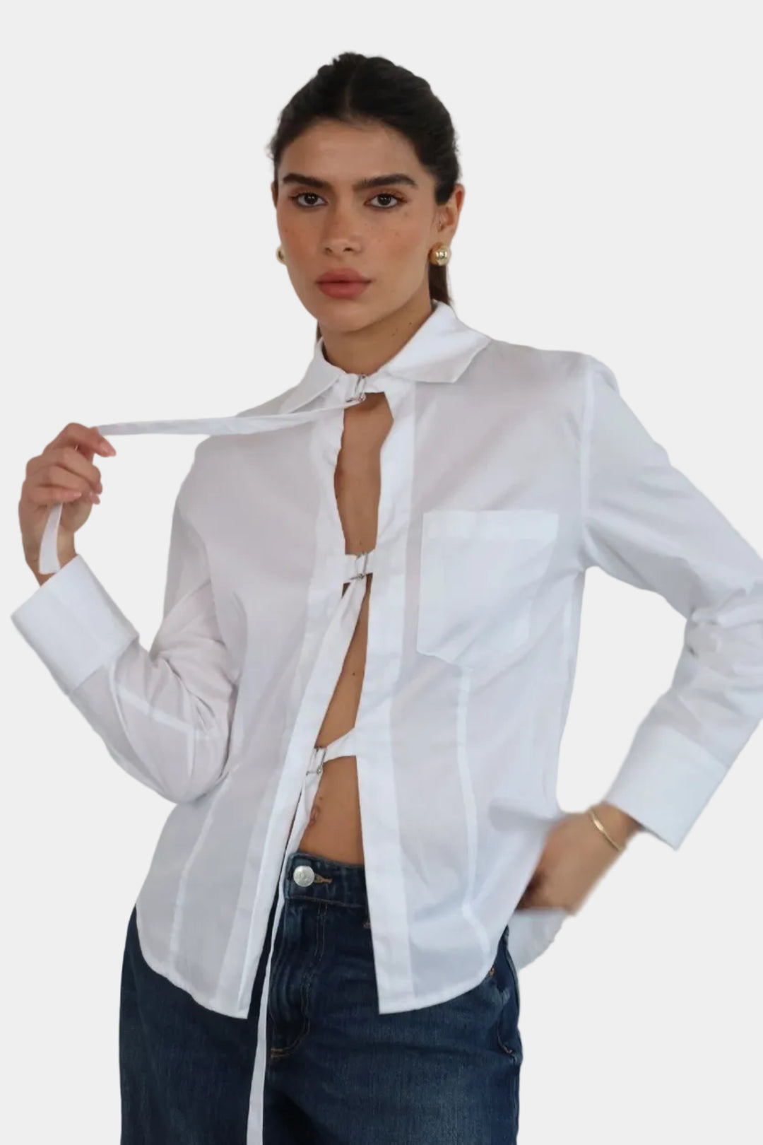 חולצת באקל - לבן