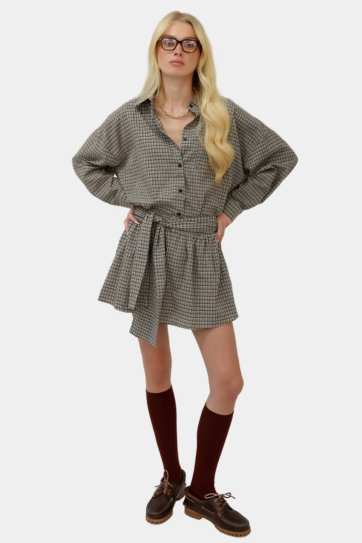 חליפת טיה - משובצת