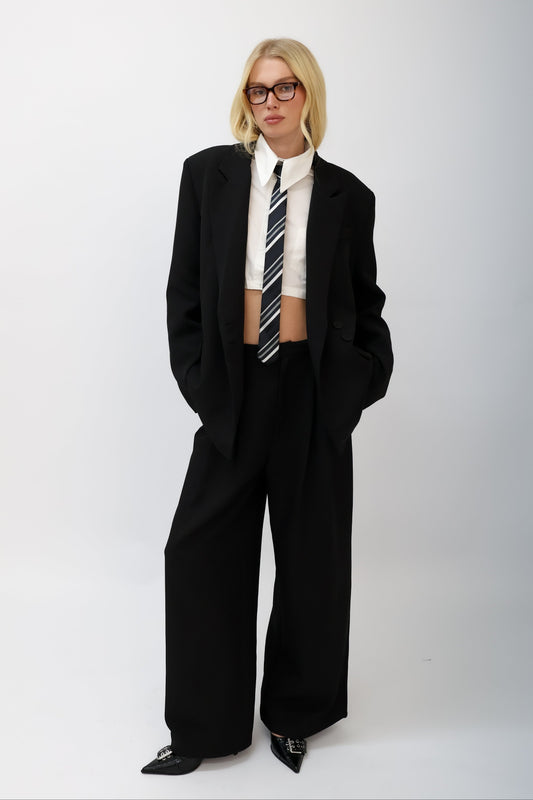 חליפת אוברסייז אוליביה- שחור