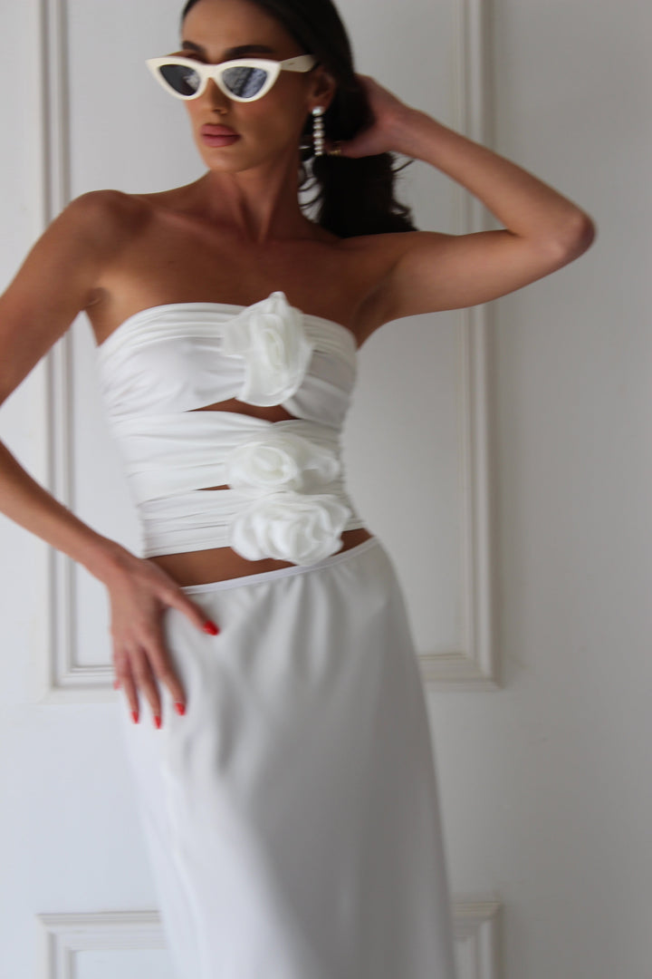 ⁨חולצת טופ פלורינה - שחור