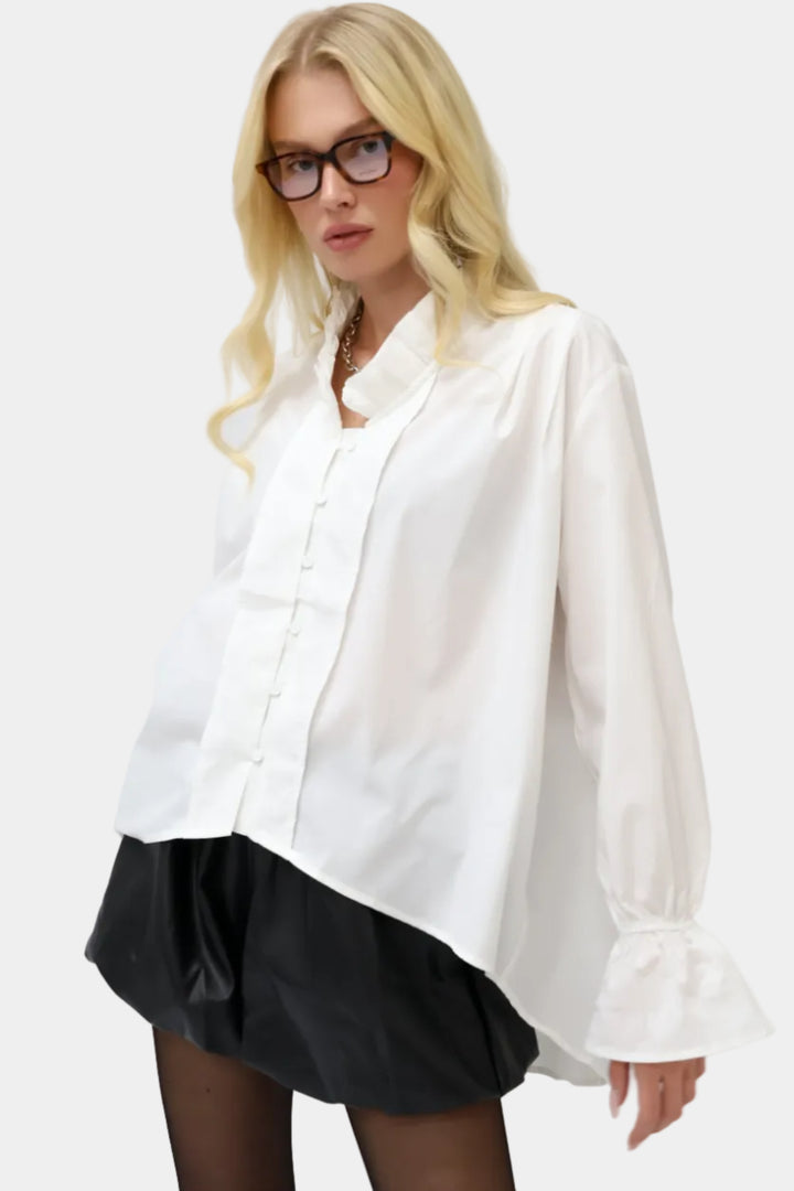 מכופתרת אמלי- לבנה