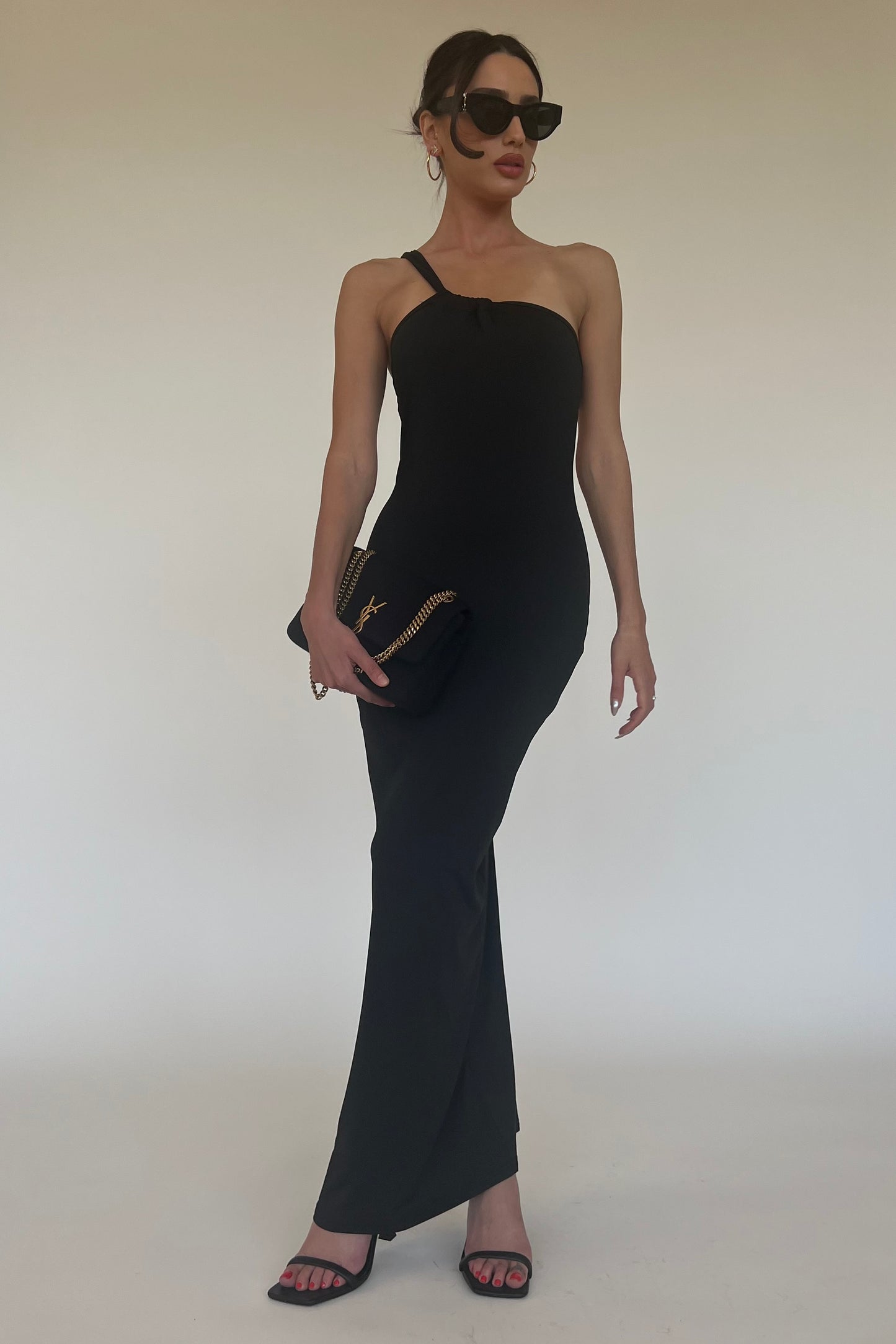 שמלת סטפני - שחור