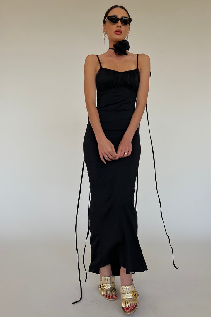 ⁨⁨שמלת סמנתה - לבן⁩⁩