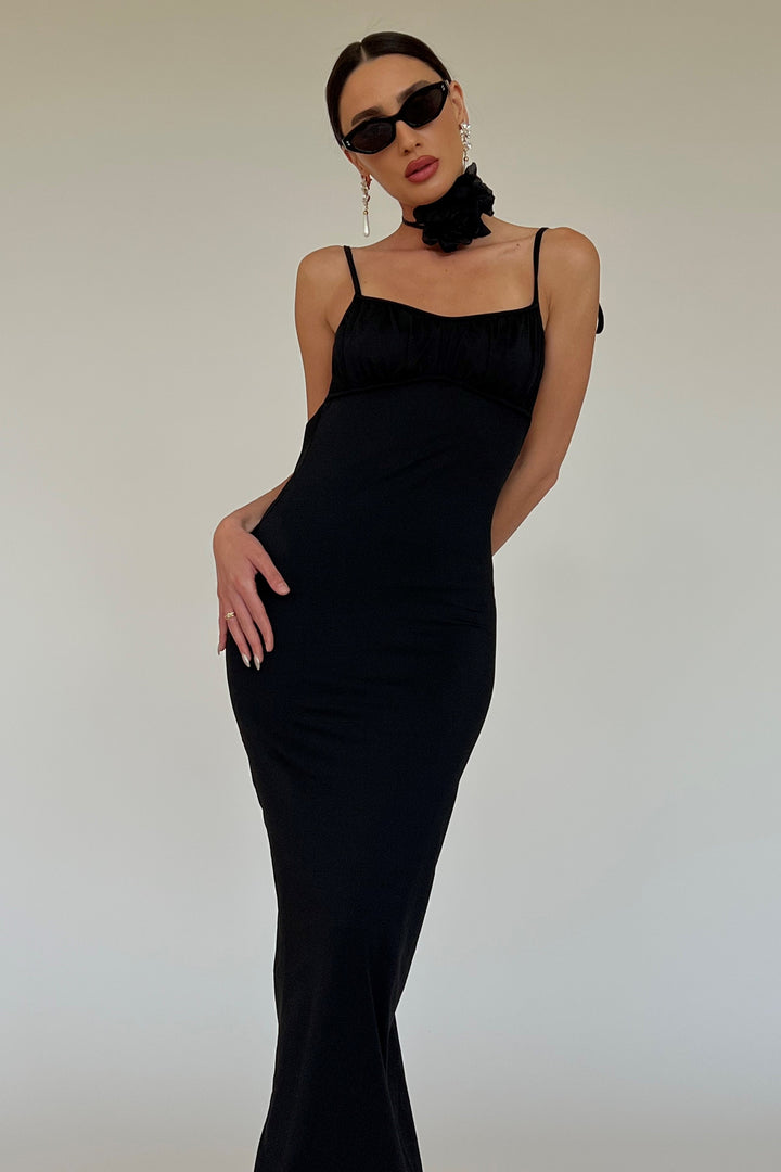 ⁨⁨שמלת סמנתה - לבן⁩⁩