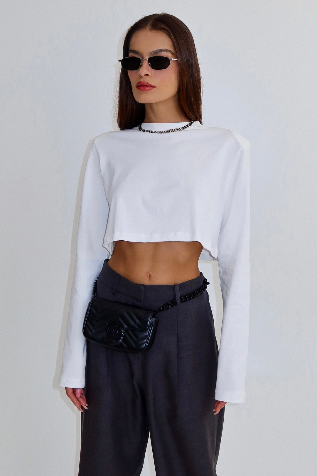 חולצת אריאה - שחור