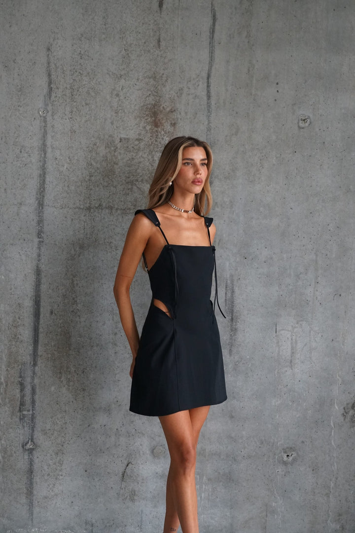 שמלת גוי - לבן