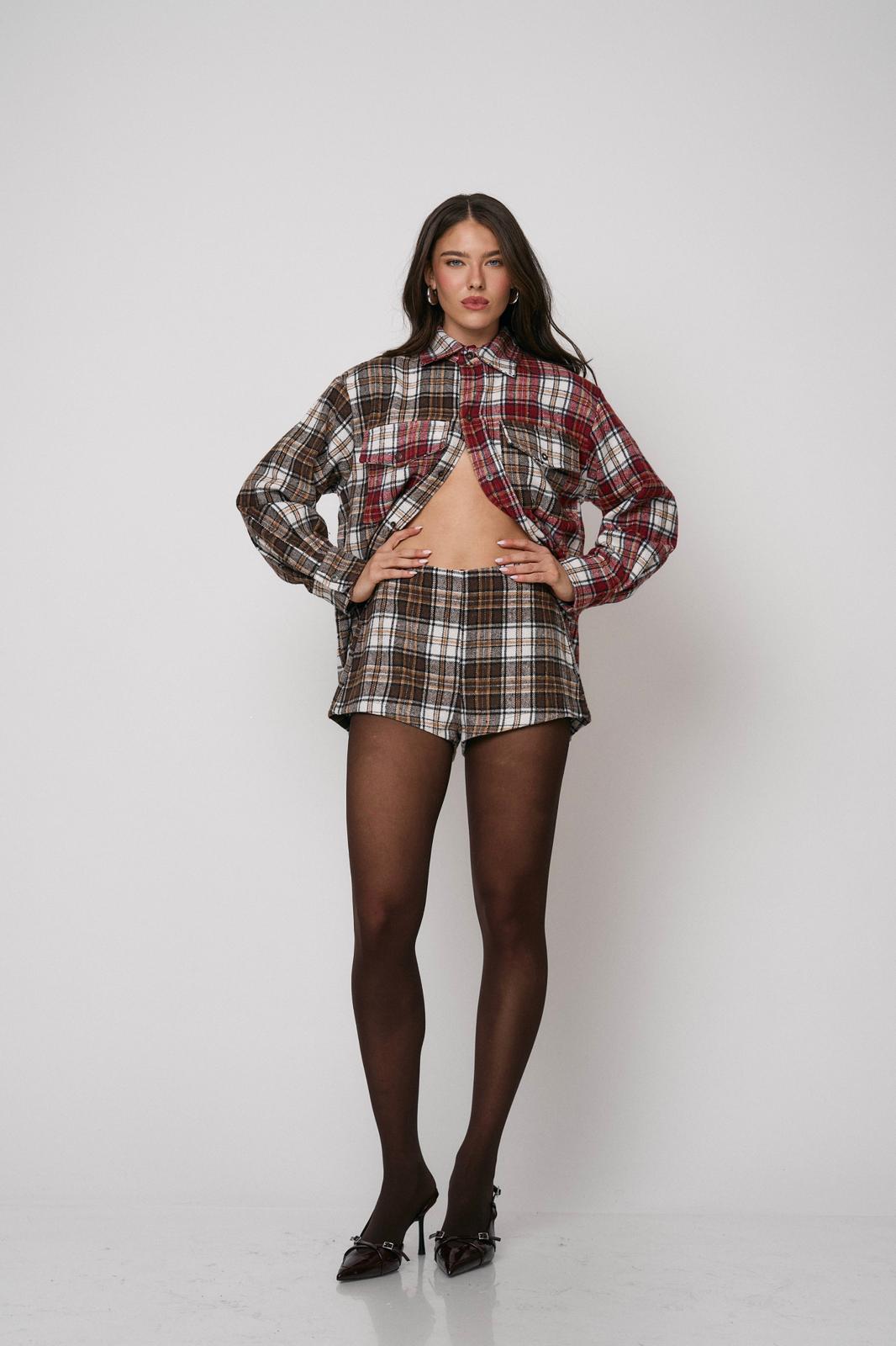 מכנסי שורטס ניל - אדום