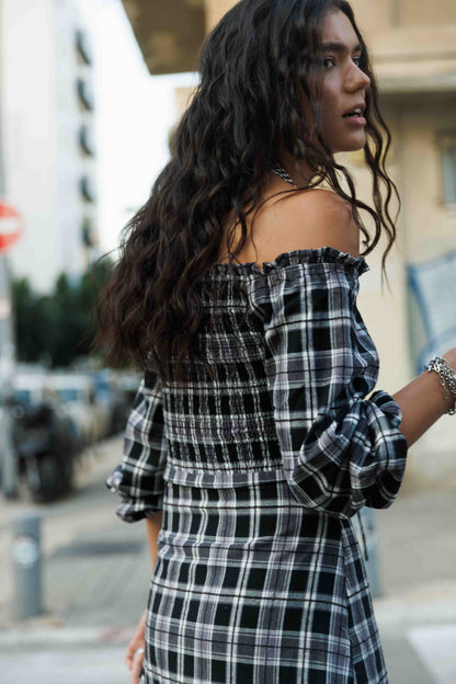 שמלת אדריאנה משבצות - חום