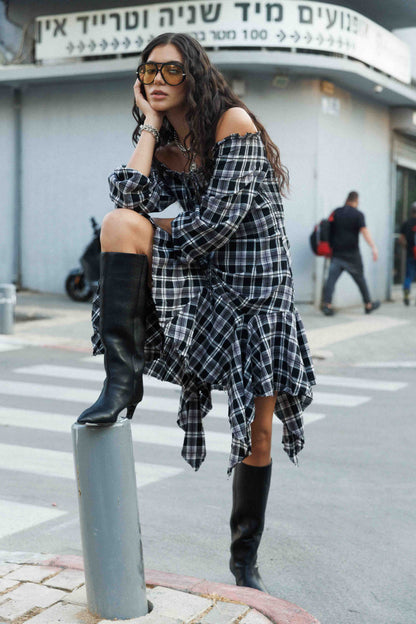 שמלת אדריאנה משבצות - חום