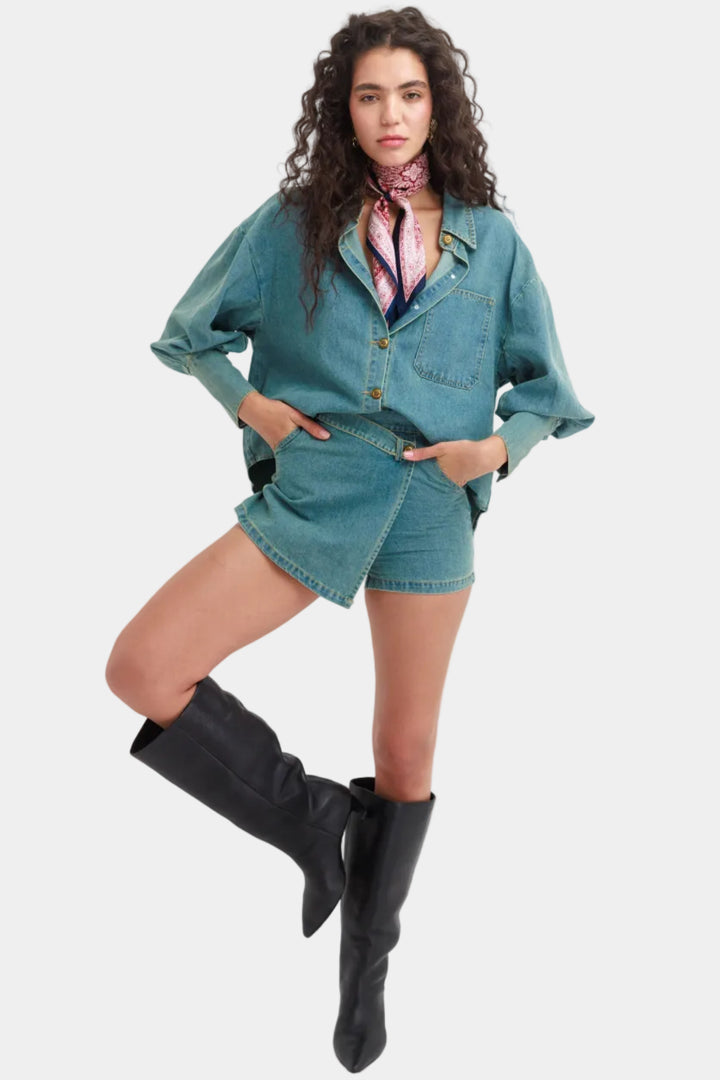 חליפת גינס חצאית