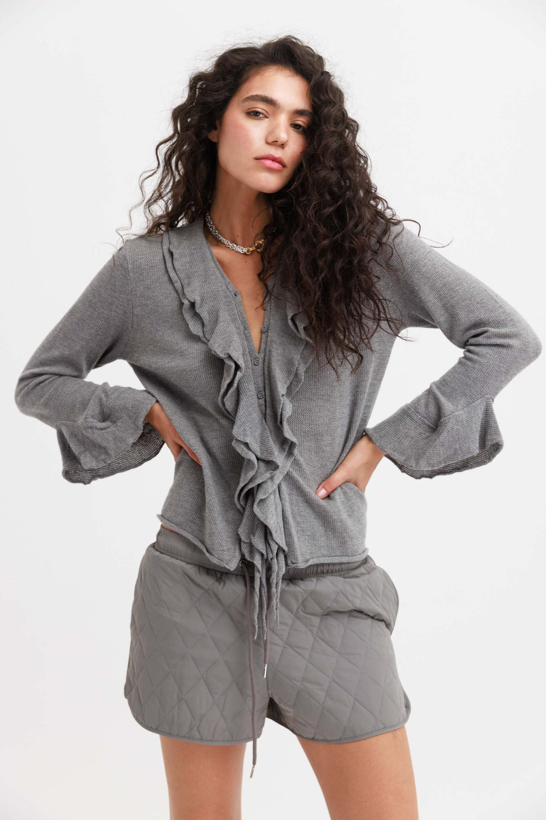 מכנסי שורטס ריבועי שמיכה - אפור