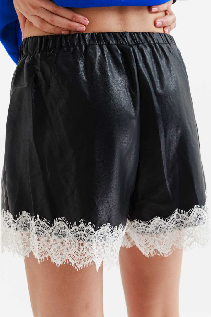 מכנסוני שורטס עור לואה - שחור