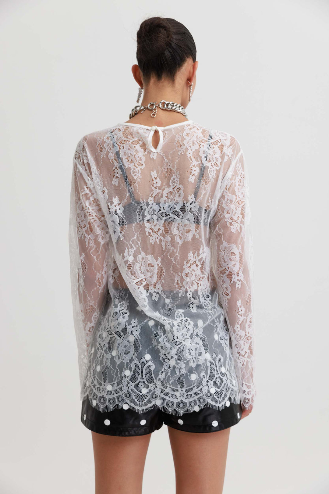 חולצת תחרה אייבי - לבן