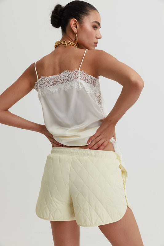 מכנסי שורטסי ריבועי שמיכה -שמנת