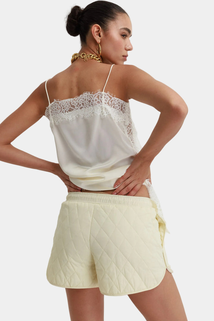 מכנסי שורטסי ריבועי שמיכה -שמנת