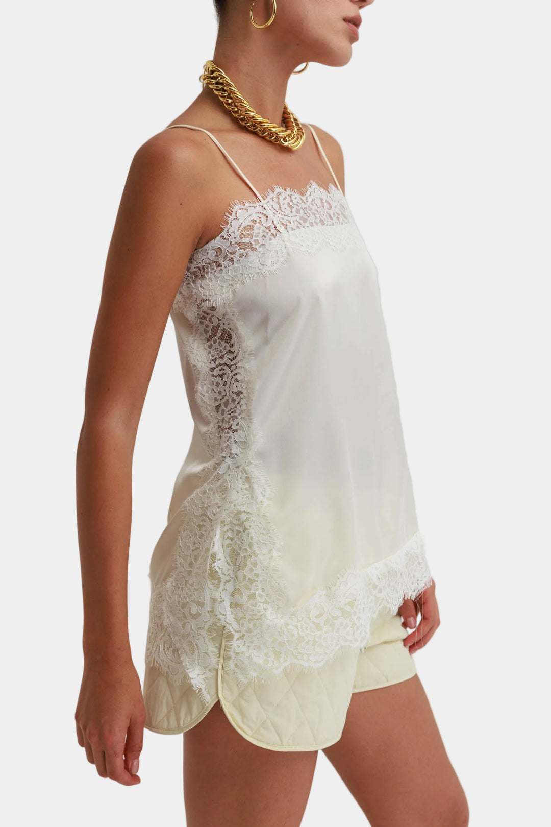 מכנסי שורטסי ריבועי שמיכה -שמנת