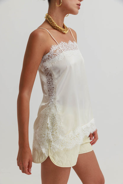 מכנסי שורטסי ריבועי שמיכה -שמנת