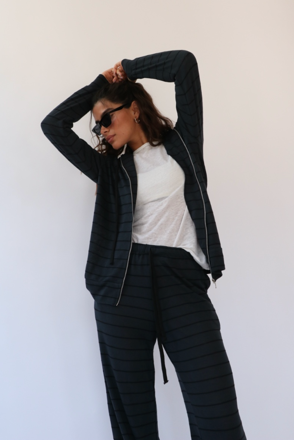 חליפת לינזי- פסים כחול