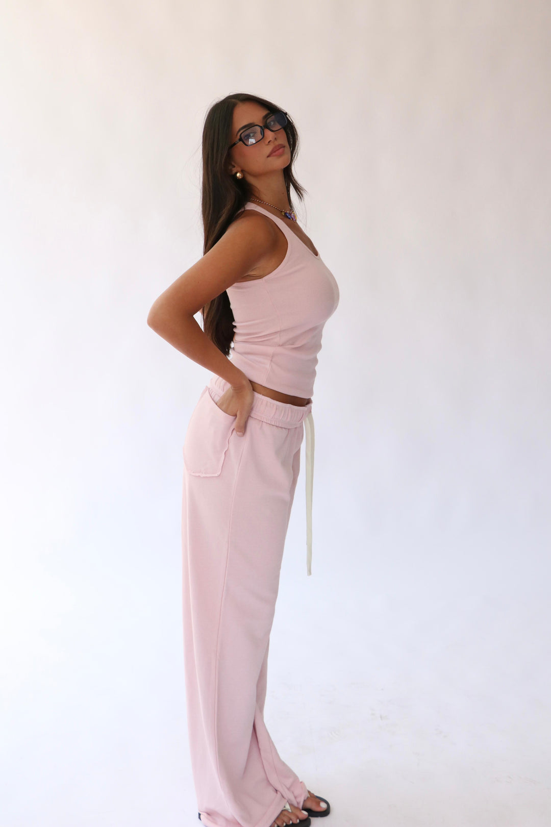 חליפת בקי - ורוד