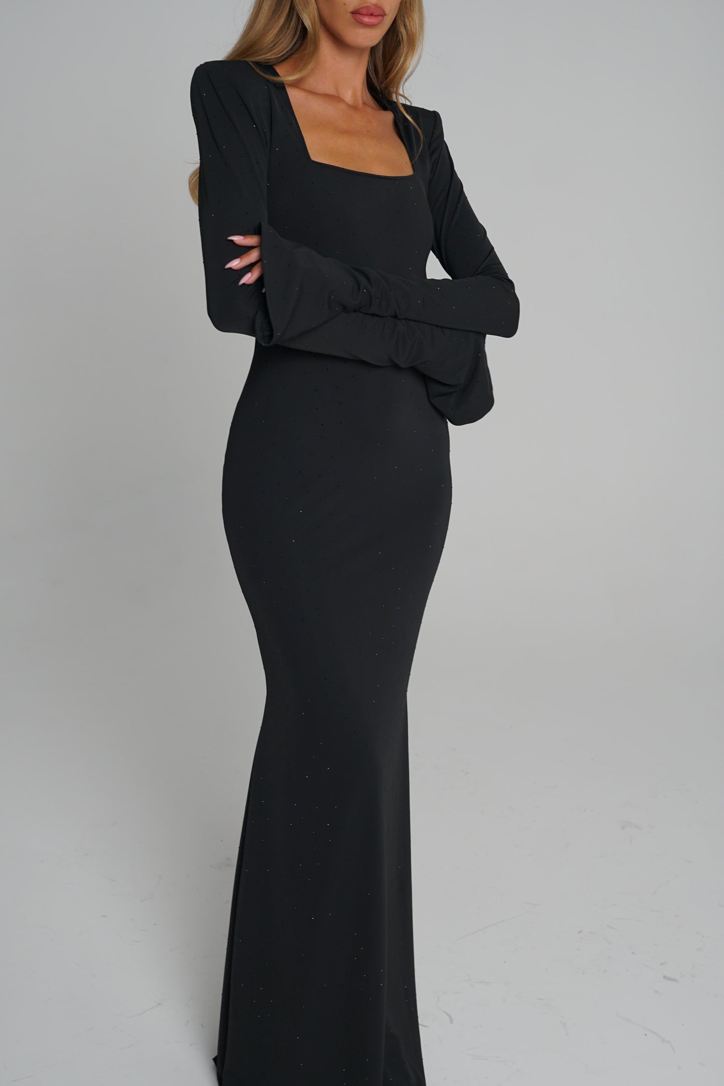 שמלת נואל - שחור