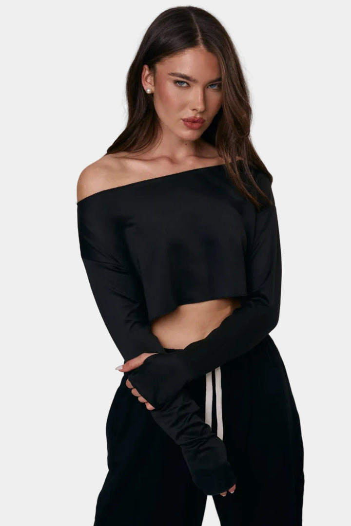 בייסיק לאנה שחור