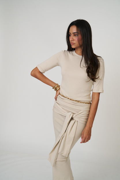 חליפת קטי - בז