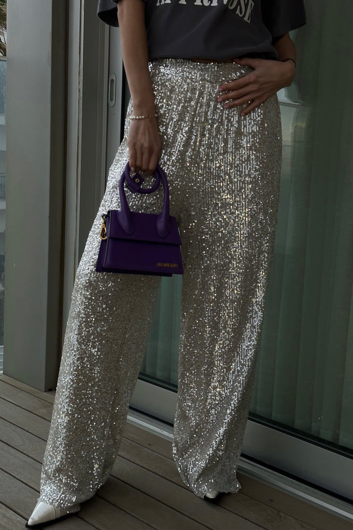 מכנסי מייס פייטים