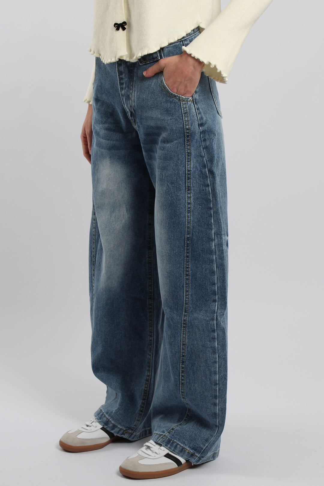 ג׳ינס מינורי כהה – גזרה רחבה