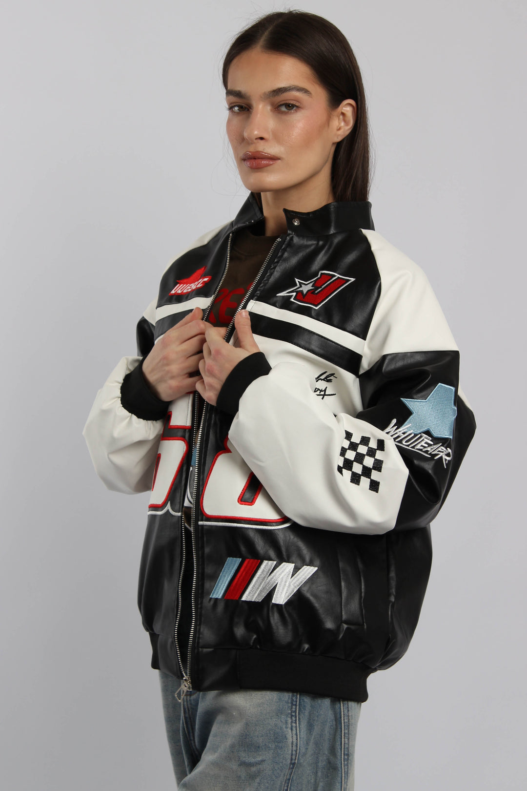 ג׳קט שש שמונה